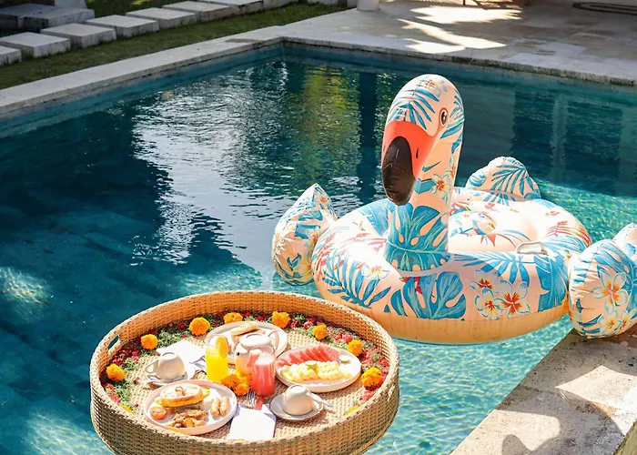 Coastal Garden By Premier Hospitality